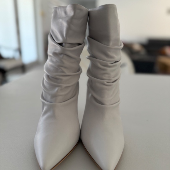 Gianvito Rossi White Slouchy Leather Ankle Boots - Picture 3 of 8